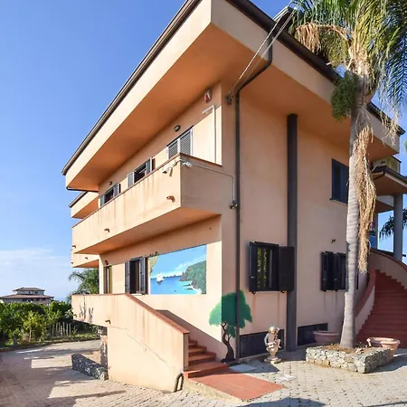 Lovely In With Wifi San Nicolò