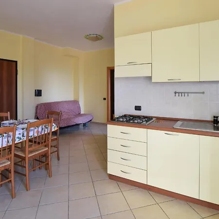 Appartamento Lovely In With Wifi