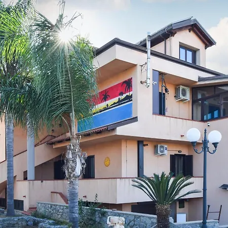 Lovely In With Wifi Appartamento Ricadi