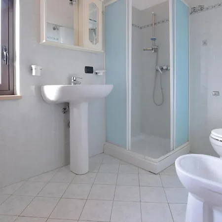 Apartment Lovely In With Wifi Ricadi